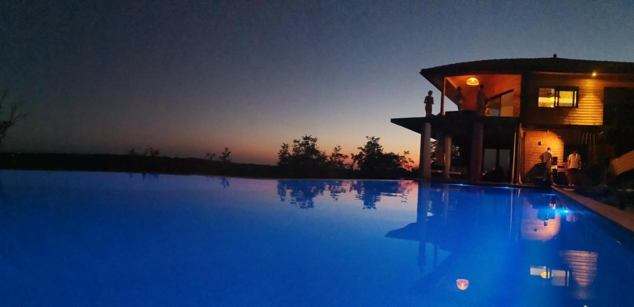 Le Bivouac Bivouacbyalain Hotel Pimbo Exterior photo